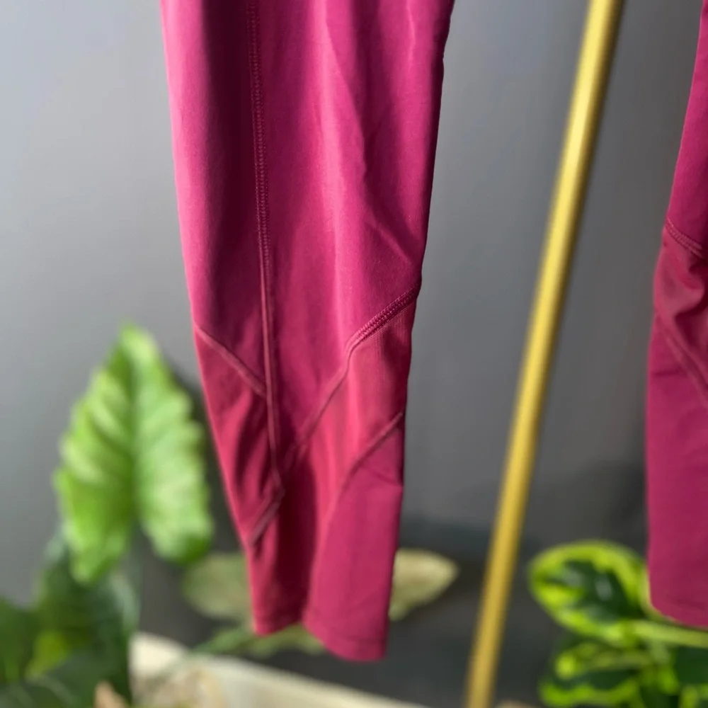 Lululemon - Picture 6 of 10